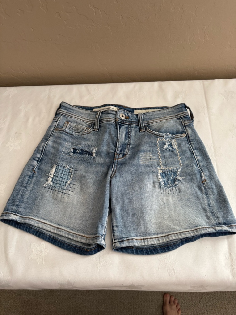 Anthropologie Pilcro Slim Boyfriend Denim Shorts size 26